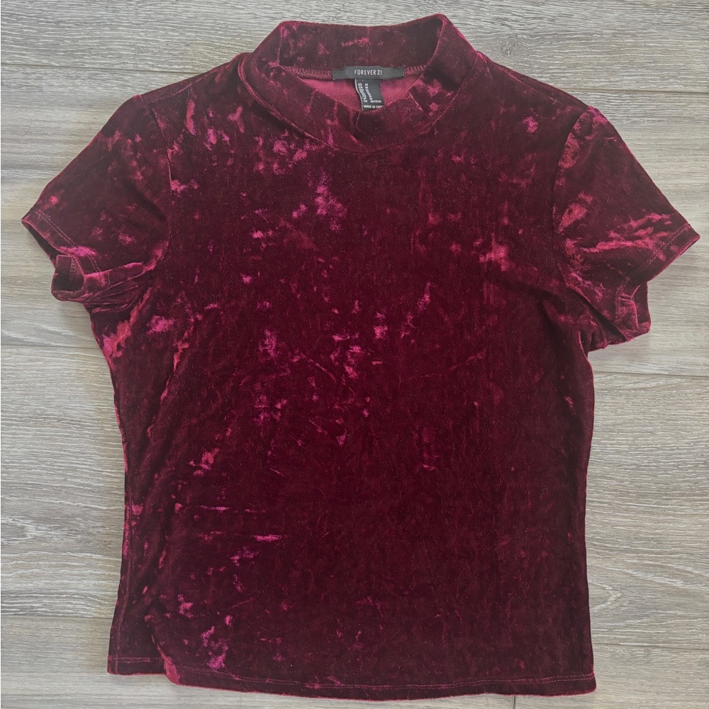 Forever 21 Burgundy Crushed Velvet Short Sleeve Mockneck Top Medium